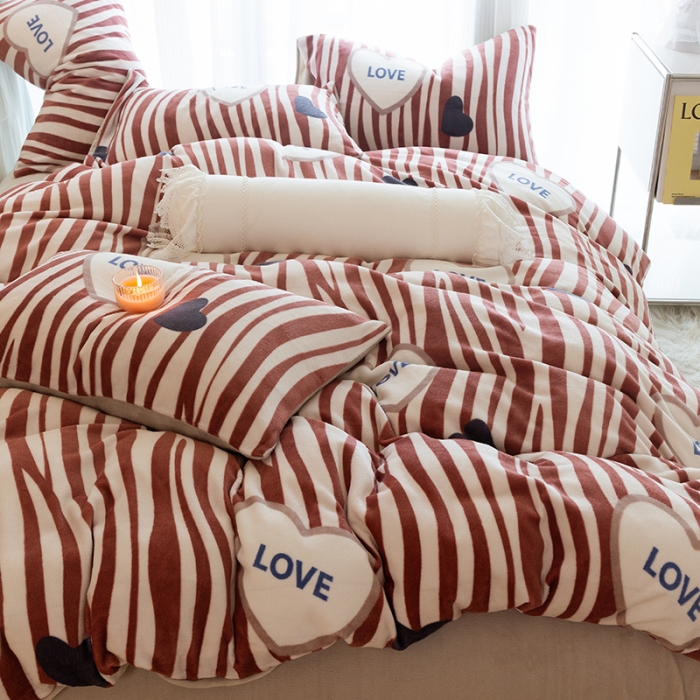 91家纺网 家纺一手货源 找家纺 千朵2022新款牛奶绒系列四件套 倾心