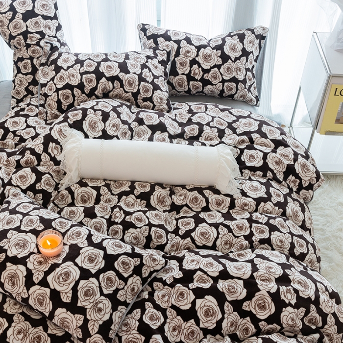 91家纺网 家纺一手货源 找家纺 千朵2022新款牛奶绒系列四件套 艾维-黑