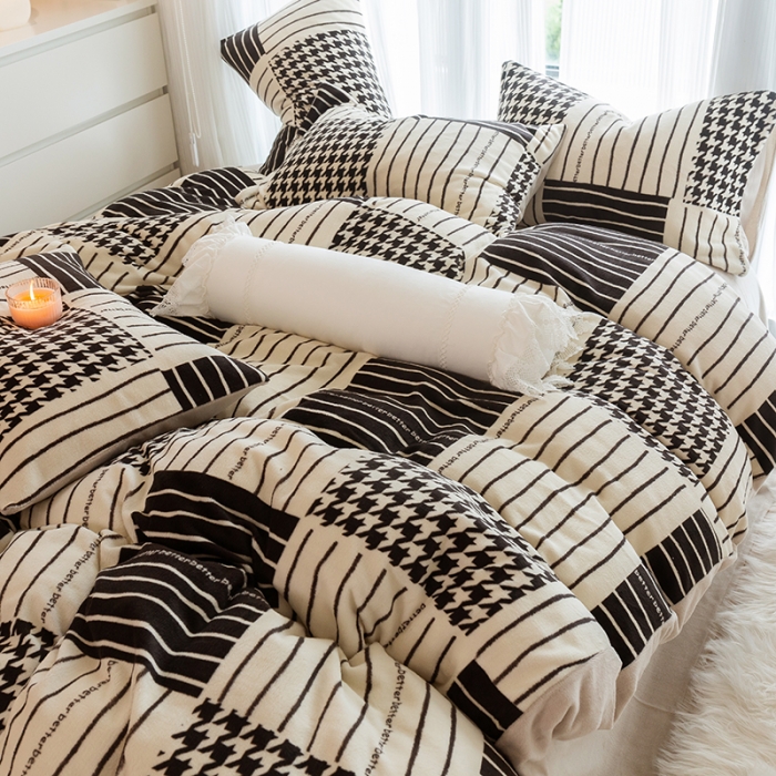 91家纺网 家纺一手货源 找家纺 千朵2022新款牛奶绒系列四件套 黑白涂鸦