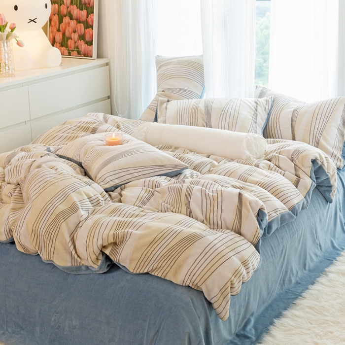 91家纺网 家纺一手货源 找家纺 千朵2022新款牛奶绒系列四件套 卡洛