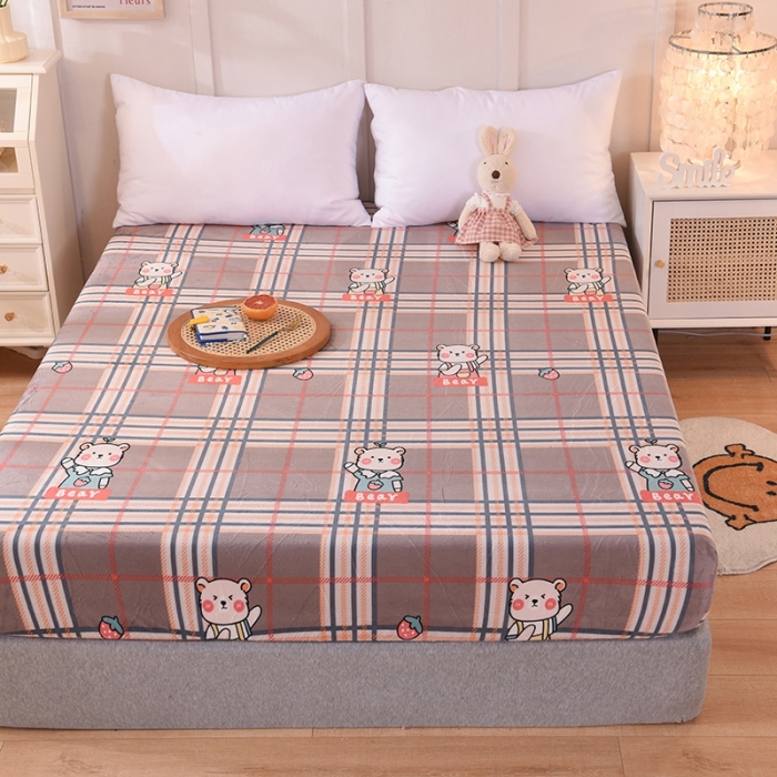 91家纺网 家纺一手货源 找家纺 甜之梦 2025新款水晶绒单品印花床笠 格子萌熊