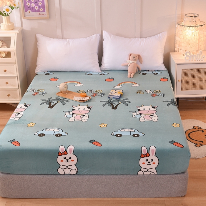 91家纺网 家纺一手货源 找家纺 甜之梦 2025新款水晶绒单品印花床笠 小牛露西