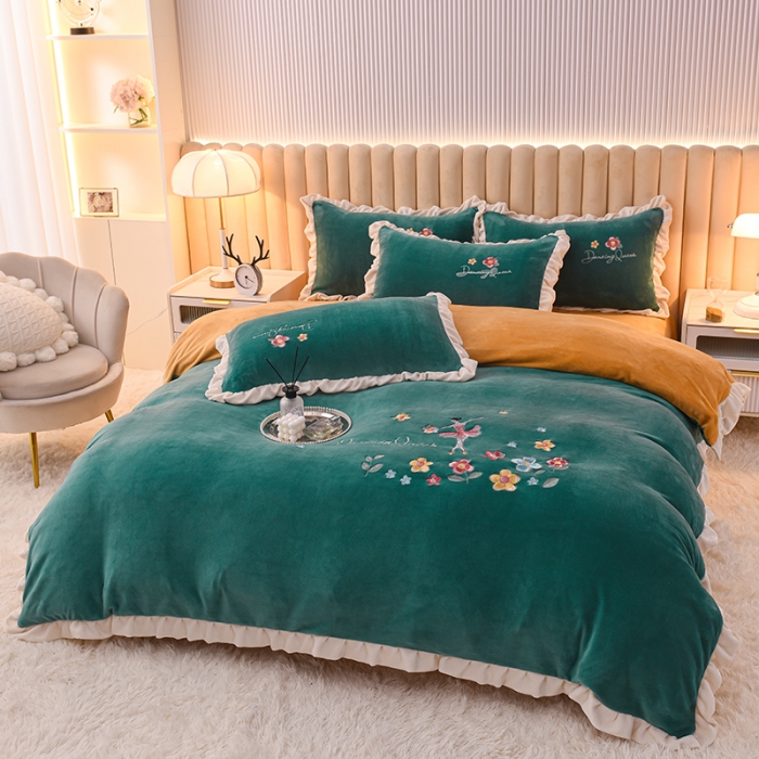 91家纺网 家纺一手货源 找家纺 芃成 2022新款加厚保暖牛奶绒绣花四件套 芭蕾女孩  玛瑙绿