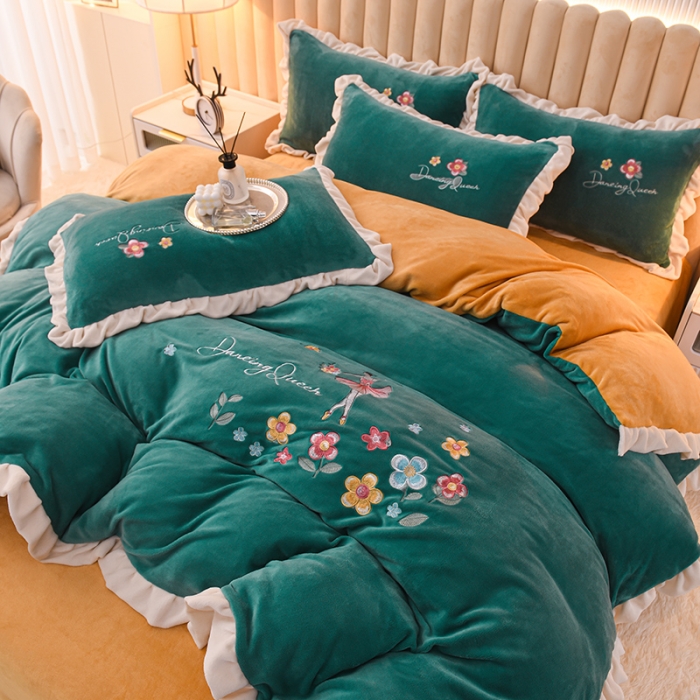 91家纺网 家纺一手货源 找家纺 芃成 2022新款加厚保暖牛奶绒绣花四件套 芭蕾女孩  玛瑙绿