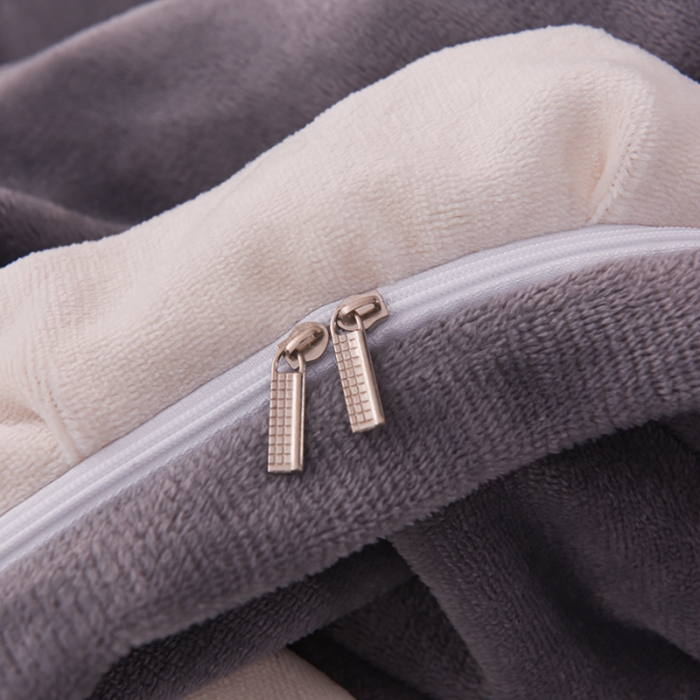 91家纺网 家纺一手货源 找家纺 芃成 2022新款加厚保暖牛奶绒绣花四件套 芭蕾女孩  紫灰