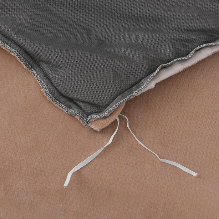 91家纺网 家纺一手货源 找家纺 芃成 2022新款加厚保暖牛奶绒绣花四件套 蝶舞  高级灰