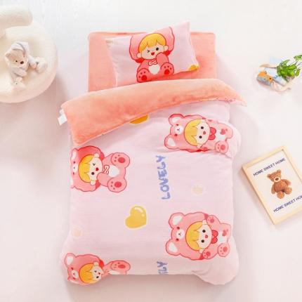 91家纺网 家纺一手货源 找家纺 鱼宝 2022新款高克重加厚款牛奶绒小版婴童套件 可爱女孩