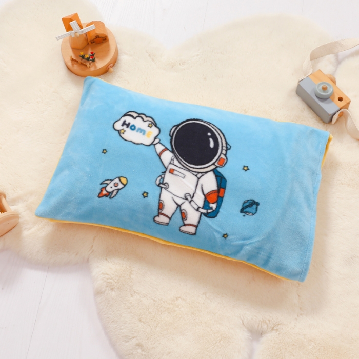 91家纺网 家纺一手货源 找家纺 鱼宝 2022新款大版牛奶绒婴童套件 快乐星球蓝