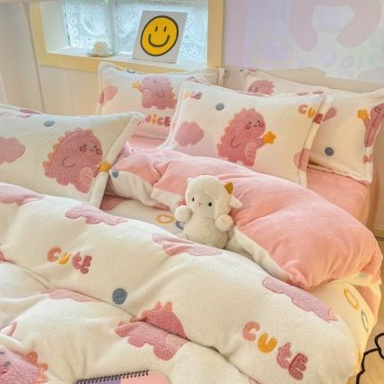 91家纺网 家纺一手货源 找家纺 川悦生活 2022新款立体雪花绒单被套 爱心恐龙