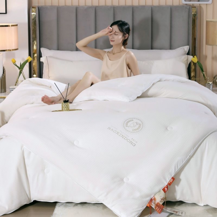 91家纺网 家纺一手货源 找家纺 （总）伊被源 2022磨毛提花拉链意尔丝好芯动子母被被子被芯