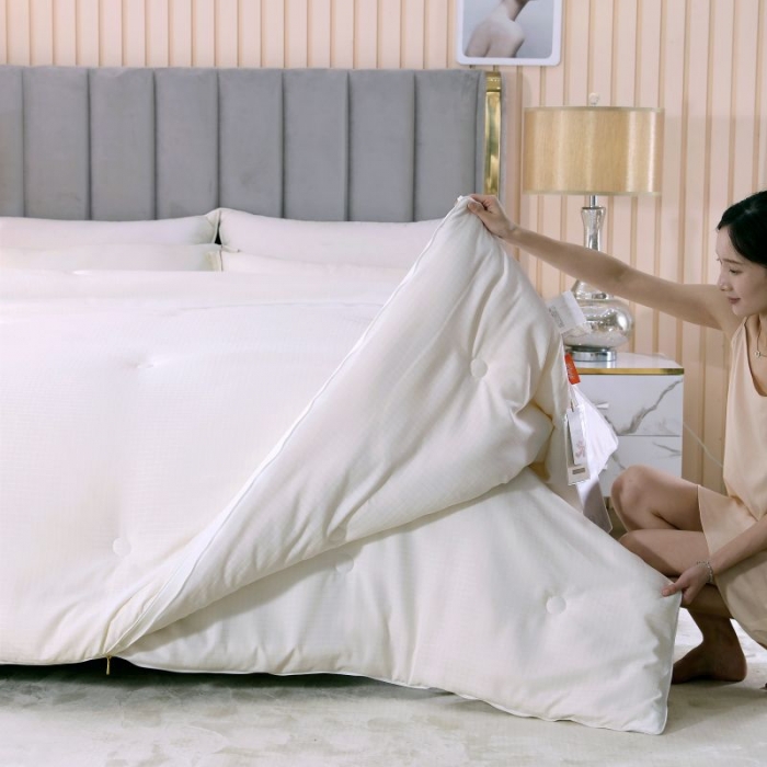 91家纺网 家纺一手货源 找家纺 （总）伊被源 2022磨毛提花拉链意尔丝好芯动子母被被子被芯