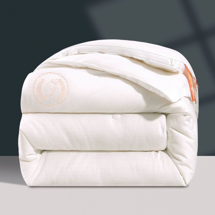 91家纺网 家纺一手货源 找家纺 伊被源 2022新款磨毛提花拉链意尔丝子母被被子被芯 意尔丝字母被 白