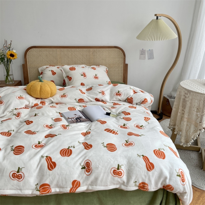 91家纺网 家纺一手货源 找家纺 源启生活 2022新款230g全消光高克重牛奶绒四件套 小南瓜