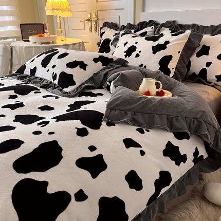 91家纺网 家纺一手货源 找家纺 维娜斯 2022新款高克重牛奶绒花边四件套 花边-奶牛