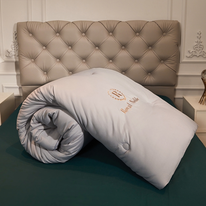 91家纺网 家纺一手货源 找家纺 天瑜家纺 2023洛卡棉冬被秋冬被子丝棉被芯 灰色