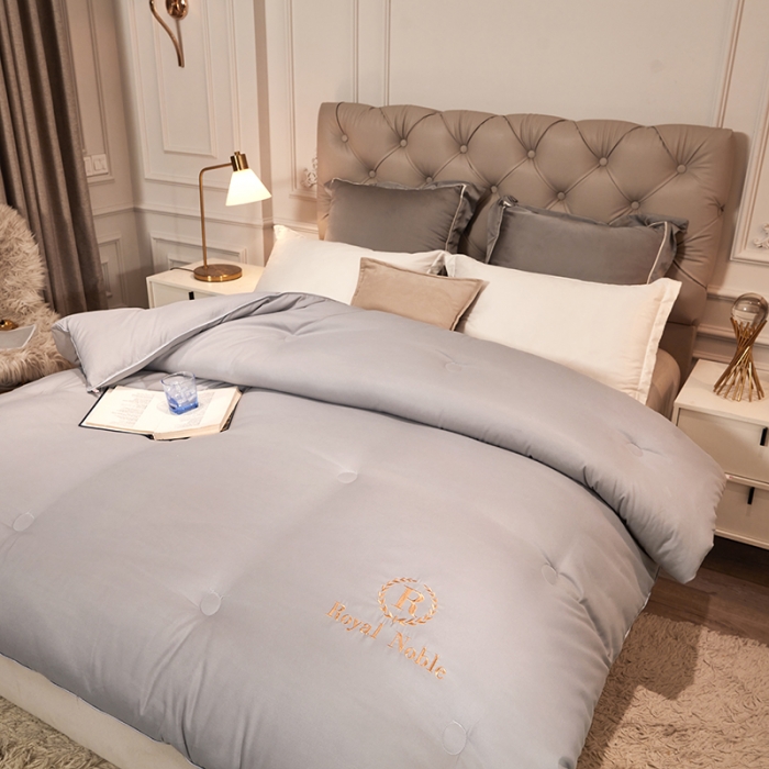 91家纺网 家纺一手货源 找家纺 天瑜家纺 2023洛卡棉冬被秋冬被子丝棉被芯 灰色