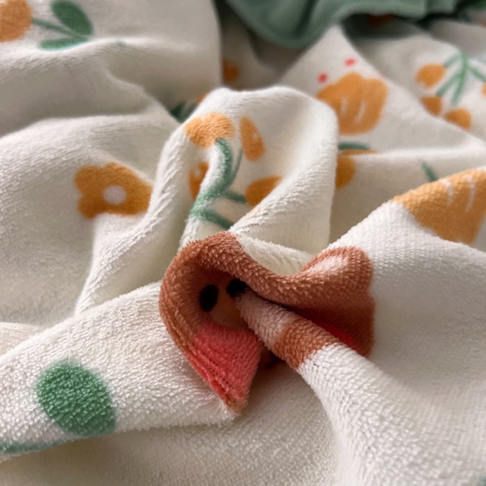 91家纺网 家纺一手货源 找家纺 维娜斯 2022新款高克重牛奶绒花边四件套 花边-可爱熊