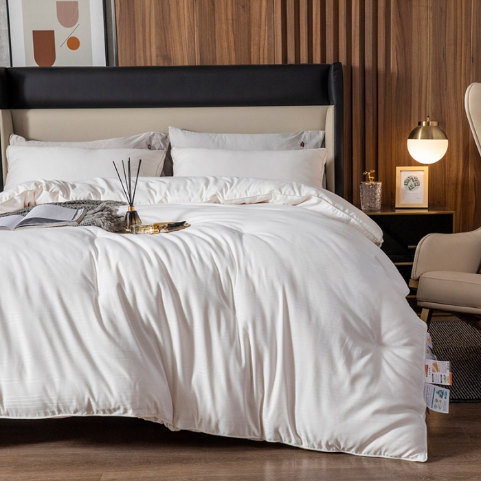 91家纺网 家纺一手货源 找家纺 被靠被 2023新款桑蚕丝大豆纤维被系列 白色