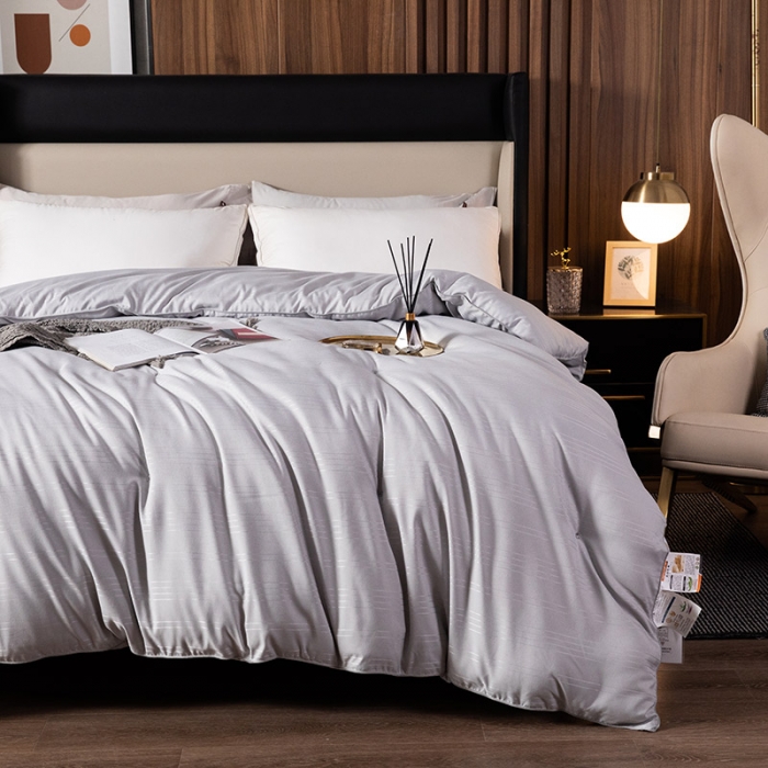 91家纺网 家纺一手货源 找家纺 被靠被 2023新款桑蚕丝大豆纤维被系列 灰色