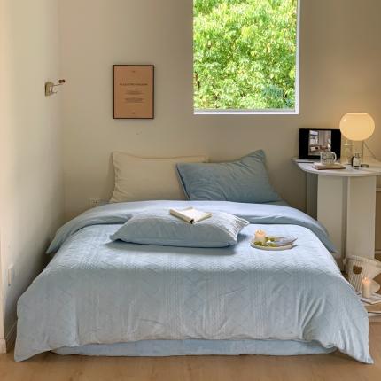 91家纺网 家纺一手货源 找家纺 六巷胡同 2022新款ins博主风立体绞花牛奶绒四件套 晴空蓝