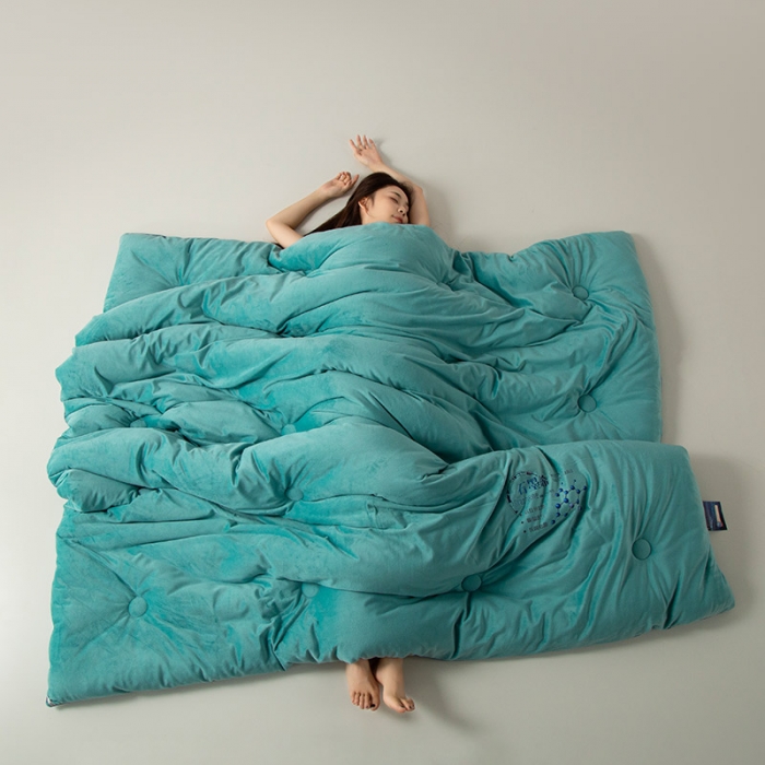 91家纺网 家纺一手货源 找家纺 被靠被 2023新款石墨烯科技发热被子系列 云雾蓝