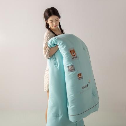 91家纺网 家纺一手货源 找家纺 （总）被靠被 2023新款雅芙棉石墨烯发热被小熊系列