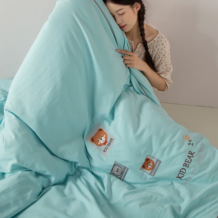 91家纺网 家纺一手货源 找家纺 被靠被 2023新款雅芙棉石墨烯发热被小熊系列 布丁熊-绿