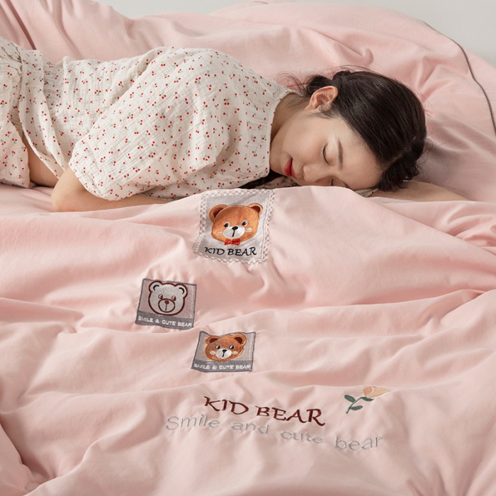 91家纺网 家纺一手货源 找家纺 被靠被 2023新款雅芙棉石墨烯发热被小熊系列 布丁熊--玉