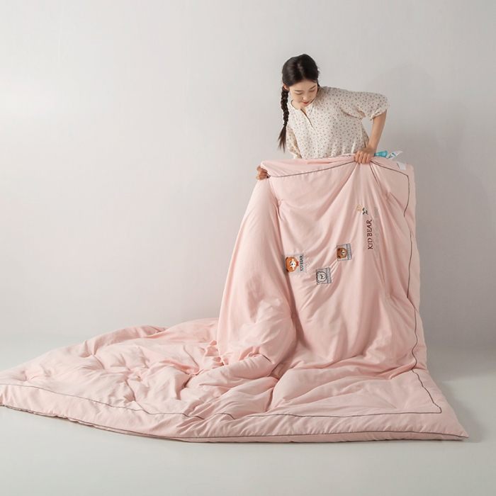 91家纺网 家纺一手货源 找家纺 被靠被 2023新款雅芙棉石墨烯发热被小熊系列 布丁熊--玉