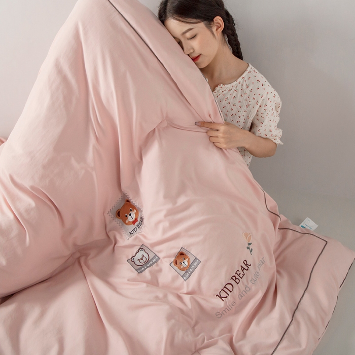 91家纺网 家纺一手货源 找家纺 被靠被 2023新款雅芙棉石墨烯发热被小熊系列 布丁熊--玉