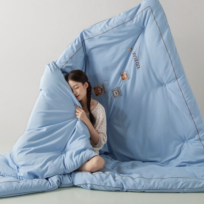 91家纺网 家纺一手货源 找家纺 被靠被 2023新款雅芙棉石墨烯发热被小熊系列 布丁熊-蓝