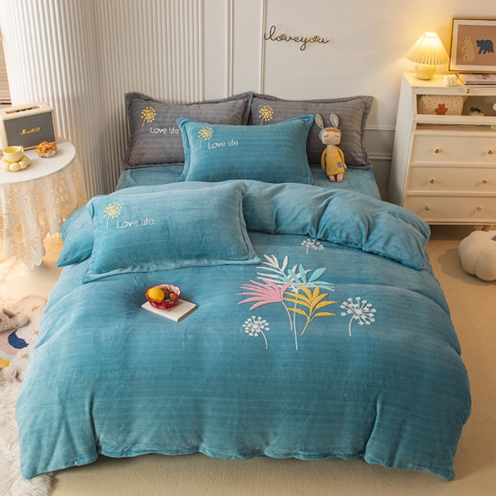 91家纺网 家纺一手货源 找家纺 纽缦 2022新款牛奶绒四件套爱之音系列 爱之音翠兰