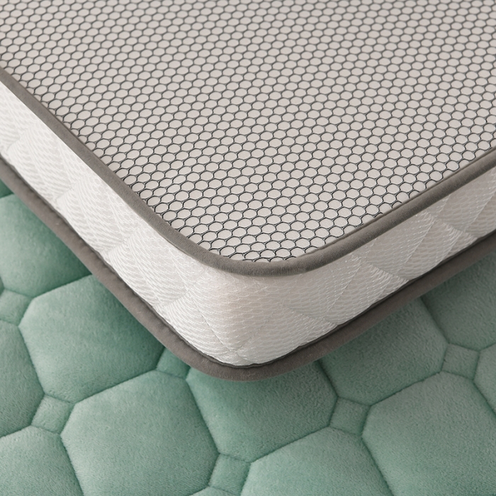 91家纺网 家纺一手货源 找家纺 亿丁点 2023新款牛奶绒乳胶记忆棉双人床垫 大床翠绿
