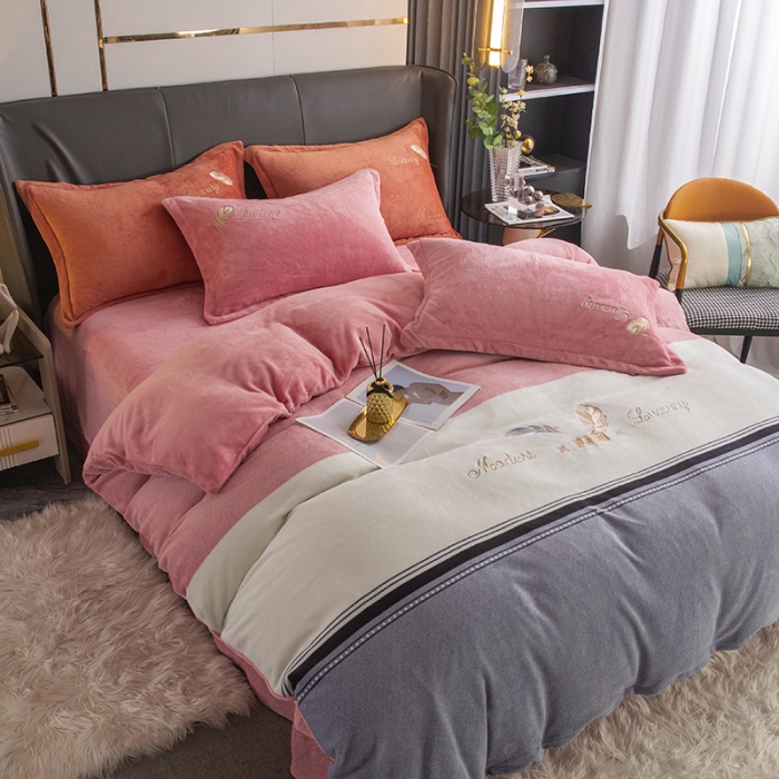 91家纺网 家纺一手货源 找家纺 纽缦 2022新款牛奶绒四件套彩色叶羽系列 彩色叶羽（爱恋玉）