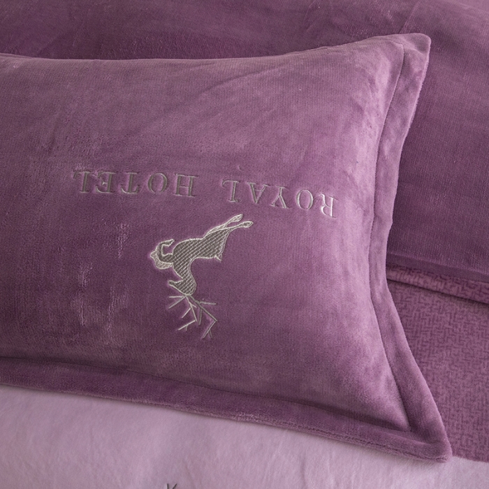 91家纺网 家纺一手货源 找家纺 纽缦 2022新款牛奶绒四件套 鹿有你（浪漫紫）