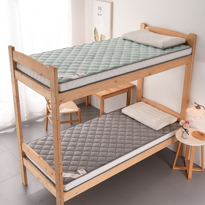 91家纺网 家纺一手货源 找家纺 亿丁点 2023新款牛奶绒乳胶记忆棉学生床垫 牛奶绒翠绿色（小床）