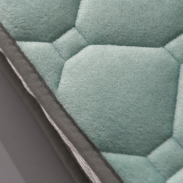 91家纺网 家纺一手货源 找家纺 亿丁点 2023新款牛奶绒乳胶记忆棉学生床垫 牛奶绒翠绿色（小床）