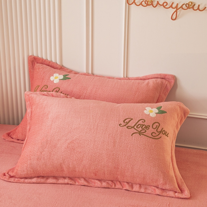 91家纺网 家纺一手货源 找家纺 （总）纽缦 2022新款牛奶绒四件套蝶舞系列