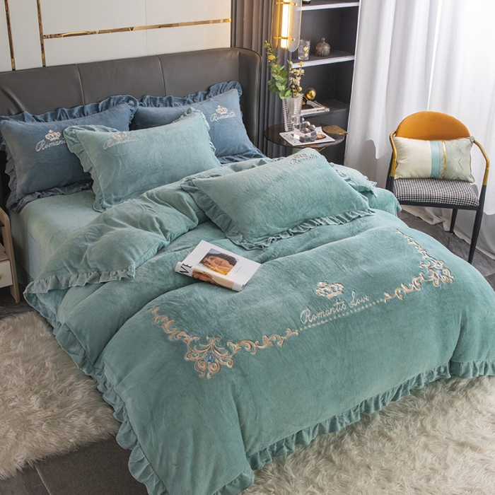 91家纺网 家纺一手货源 找家纺 纽缦 2022新款牛奶绒四件套时尚典范系列 时尚典范豆绿