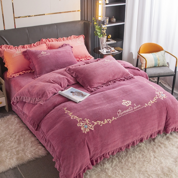 91家纺网 家纺一手货源 找家纺 纽缦 2022新款牛奶绒四件套时尚典范系列 时尚典范豆沙