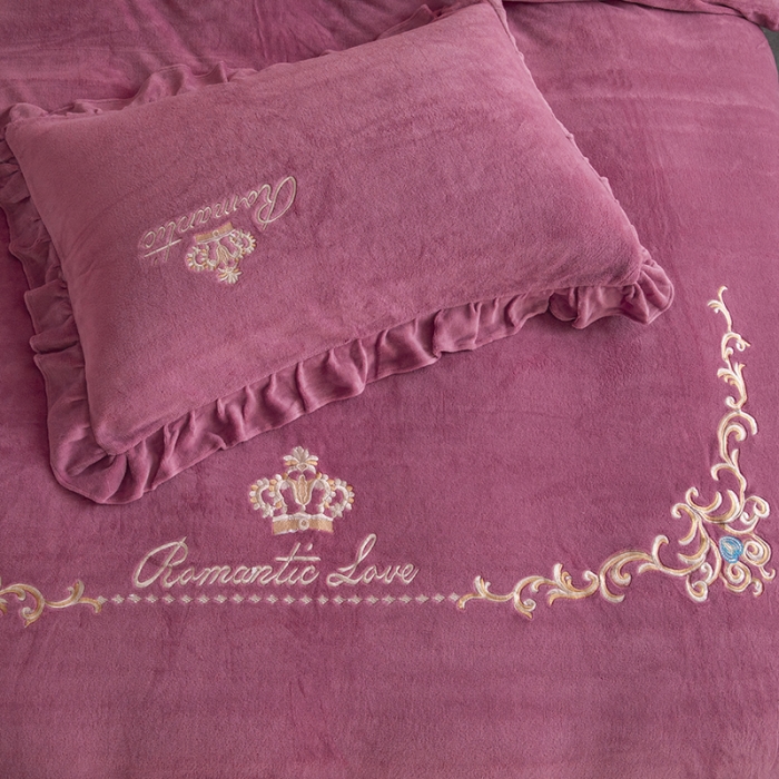 91家纺网 家纺一手货源 找家纺 纽缦 2022新款牛奶绒四件套时尚典范系列 时尚典范豆沙