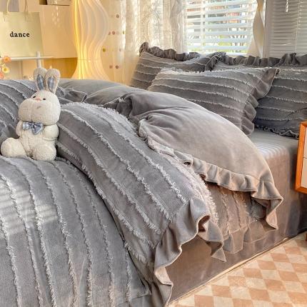 91家纺网 家纺一手货源 找家纺 （总）秋艳家纺 2023新款纯色牛奶绒流苏款四件套