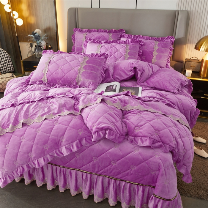 91家纺网 家纺一手货源 找家纺 十个点家纺 2024新款刺绣水晶绒床盖三件套 紫色