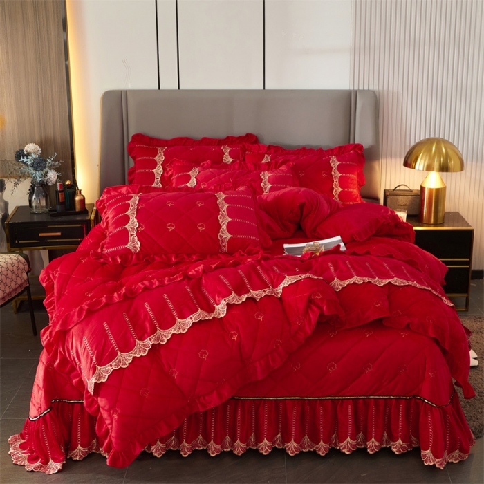 91家纺网 家纺一手货源 找家纺 十个点家纺 2024新款刺绣水晶绒床盖四件套 大红