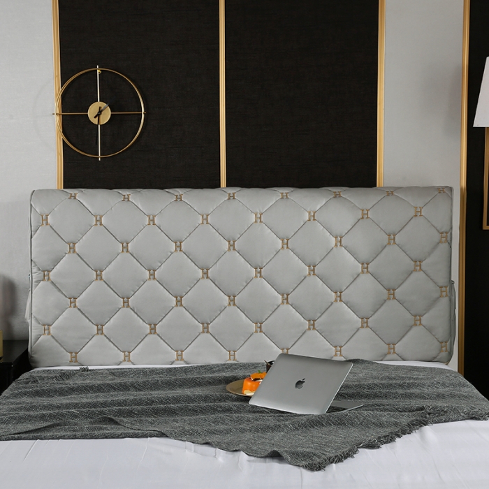 91家纺网 家纺一手货源 找家纺 情恒 2025新款防撞加厚夹棉刺绣绗缝全包床头罩大靠背靠垫-科技布 浅灰