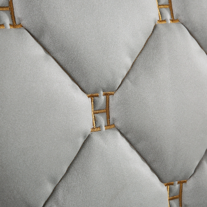 91家纺网 家纺一手货源 找家纺 情恒 2025新款防撞加厚夹棉刺绣绗缝全包床头罩大靠背靠垫-科技布 浅灰