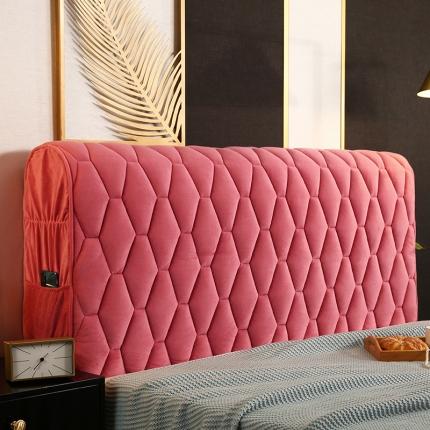 91家纺网 家纺一手货源 找家纺 情恒 2025新款防撞加厚夹棉刺绣绗缝全包床头罩大靠背靠垫-菱形款 魅豆沙