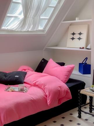 91家纺网 家纺一手货源 找家纺 洋铭区2022新款小清新撞色系列绒四件套 粉贝贝