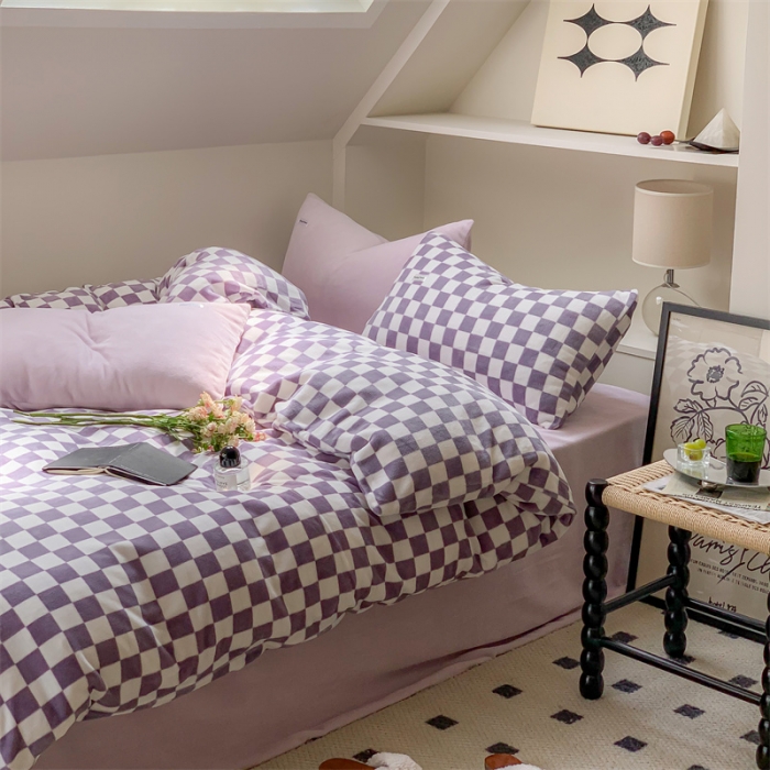 91家纺网 家纺一手货源 找家纺 洋铭区2022新款小清新撞色系列绒四件套 棋盘格紫
