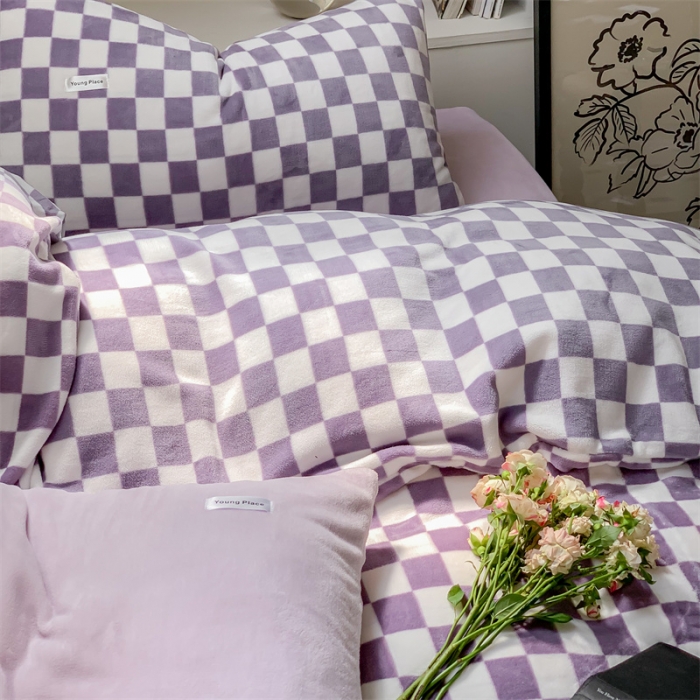 91家纺网 家纺一手货源 找家纺 洋铭区2022新款小清新撞色系列绒四件套 棋盘格紫